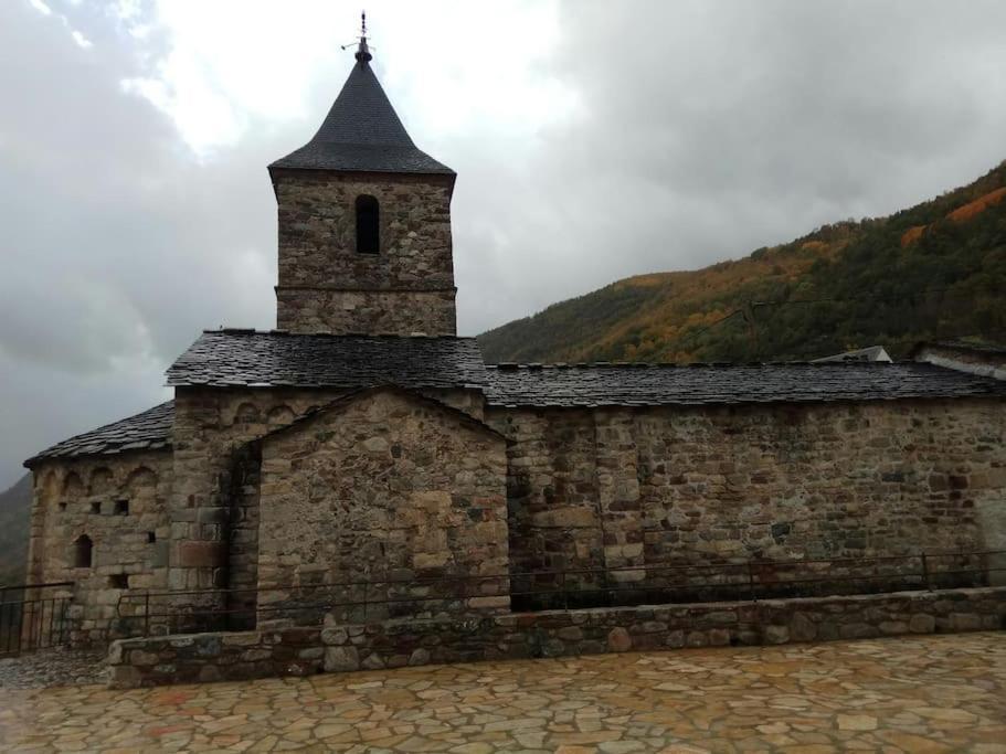 Villa La Borda De Sesué Esterno foto