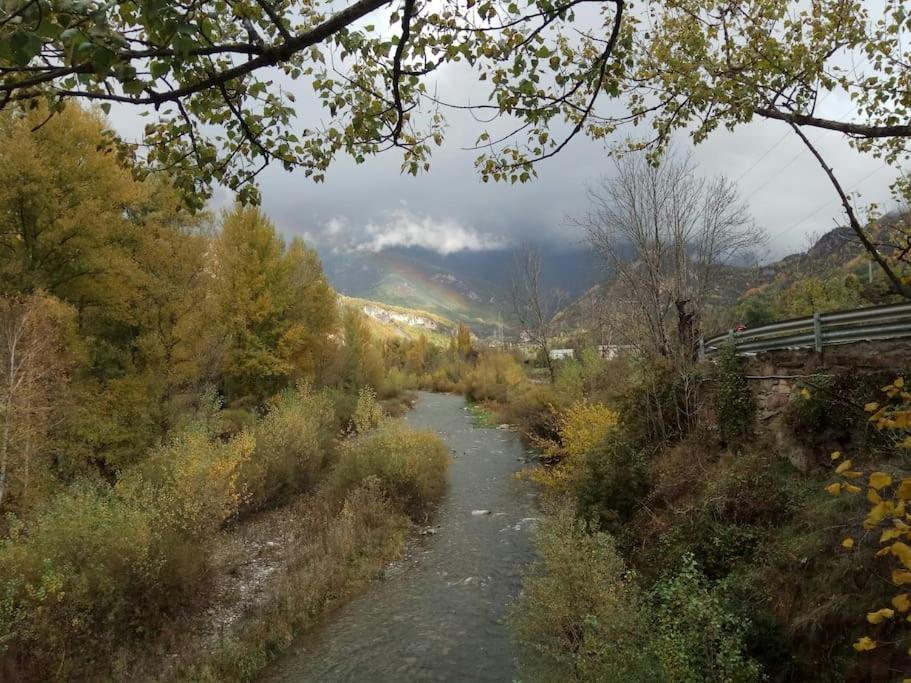 Villa La Borda De Sesué Esterno foto