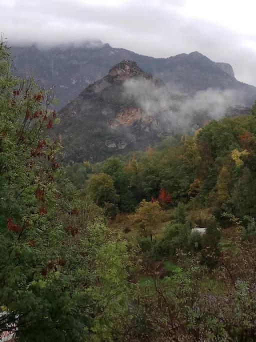 Villa La Borda De Sesué Esterno foto