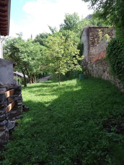 Villa La Borda De Sesué Esterno foto